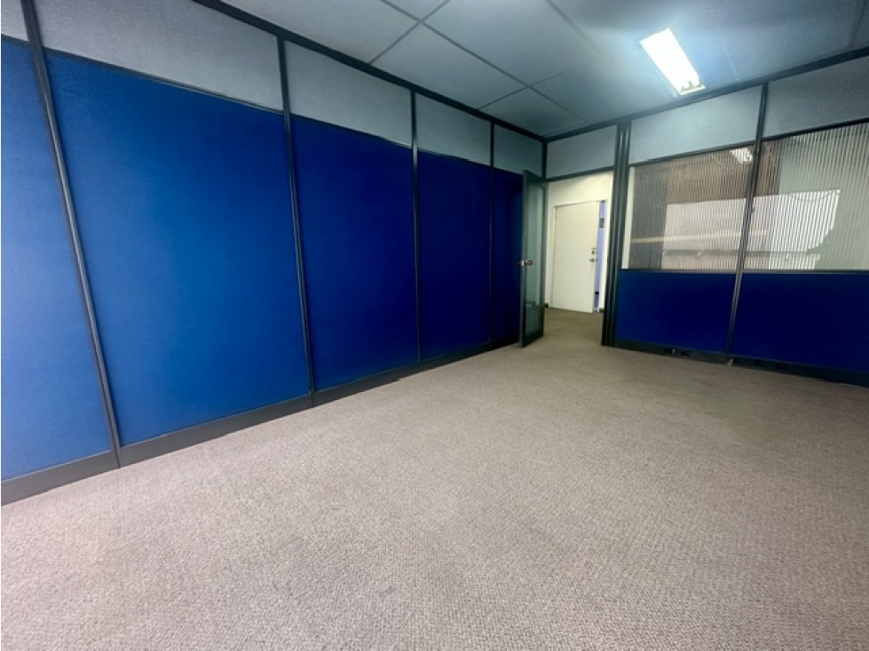 OFICINA EN VENTA CALLE 94