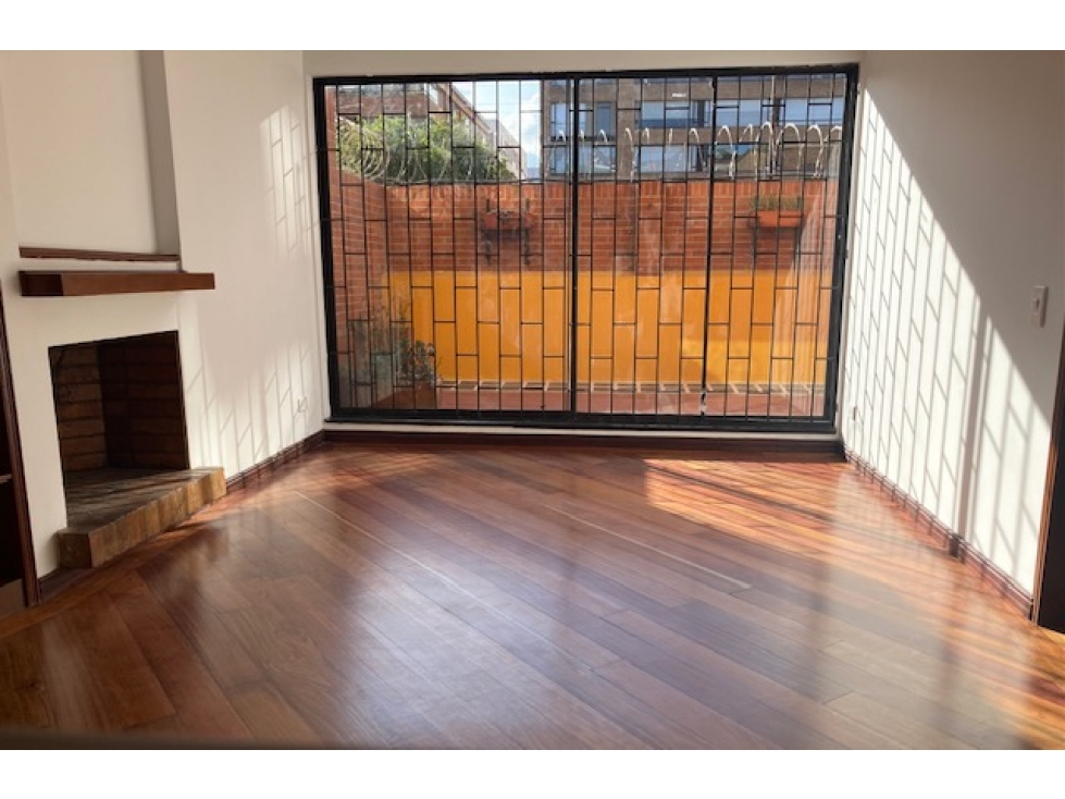 APARTAMENTO EN ARRIENDO EN CHICO NAVARRA — foto 2