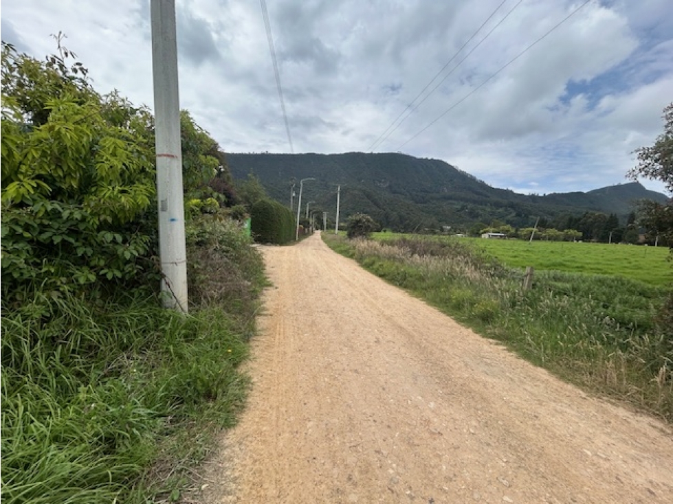 LOTE EN VENTA EN TENJO - 2