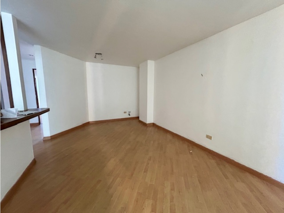 APARTAMENTO EN ARRIENDO EN CHAPINERO ALTO — foto 3