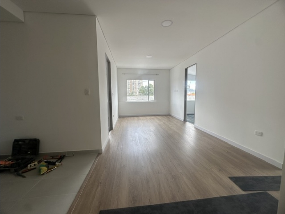APARTAMENTO EN ARRIENDO EN PRADO VERANIEGO — foto 3