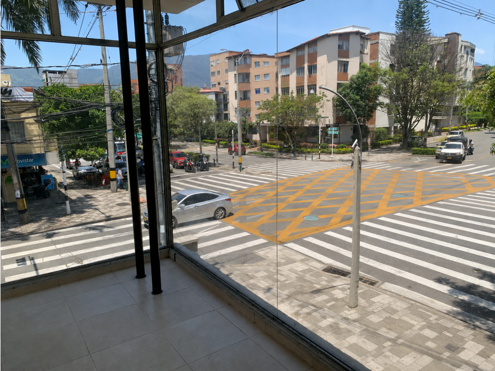 Arriendo Local - Oficina en Laureles - Avenida 33