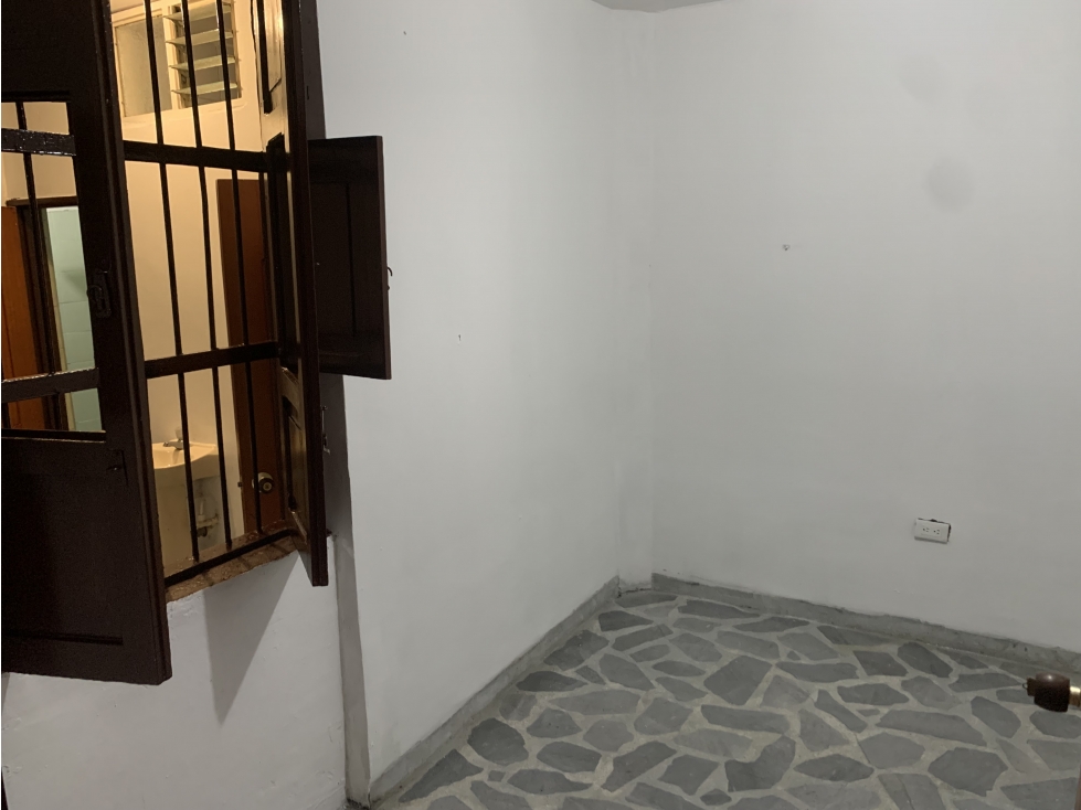 Arriendo Casa Local Belén - Uso Comercial - 4