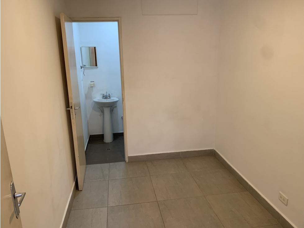 Venta Apartamento Amplio en Medellín, Centro - La Playa — foto 5
