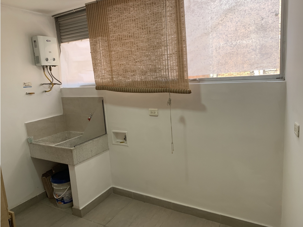 Venta Apartamento Amplio en Medellín, Centro - La Playa — foto 6