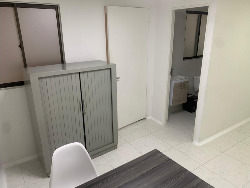 Arriendo Casa Uso Comercial Guayabal — foto 2