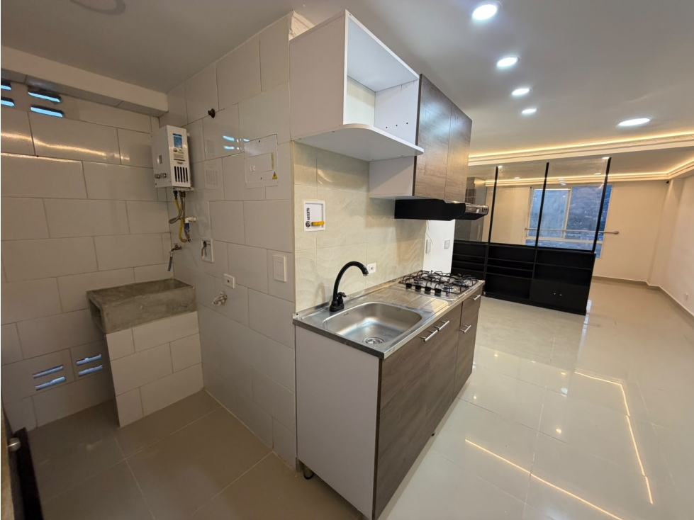 Arriendo Aparta Estudio Prado Centro — foto 2