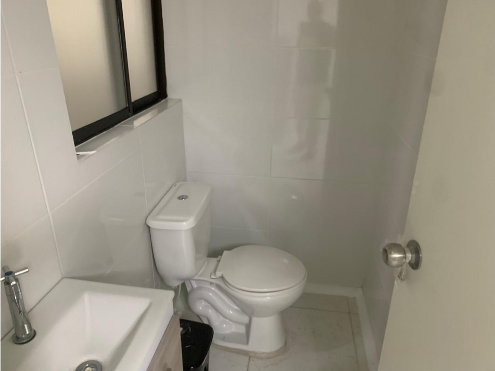 Arriendo Casa Uso Comercial Guayabal — foto 5