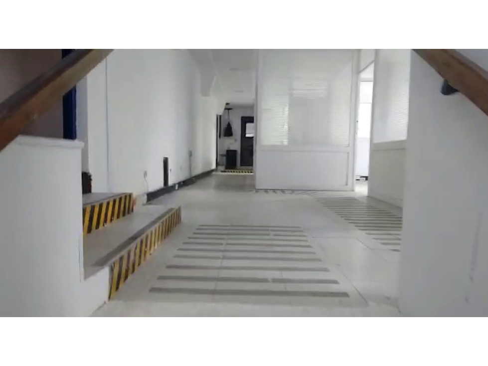 Venta de Bodega en Fontibón 960 m2 — foto 2