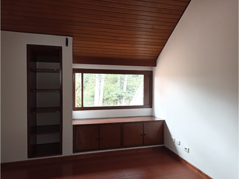 Arriendo Casa en Belmira 220 m2 - 3