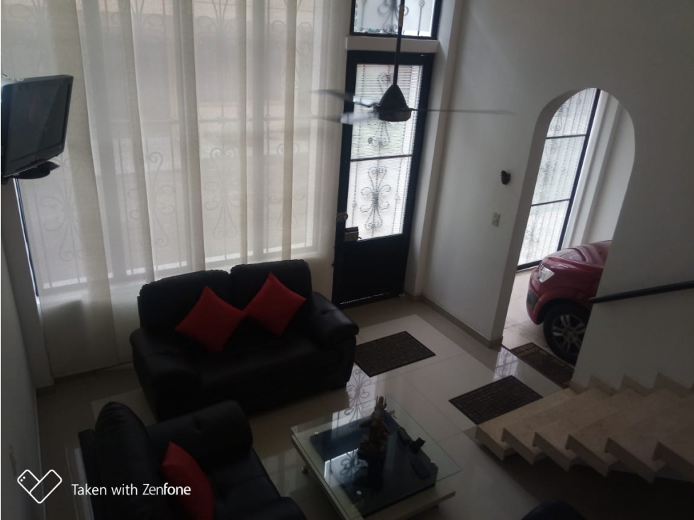 Venta de Casa Rentable Girardot 259 m2 — foto 4