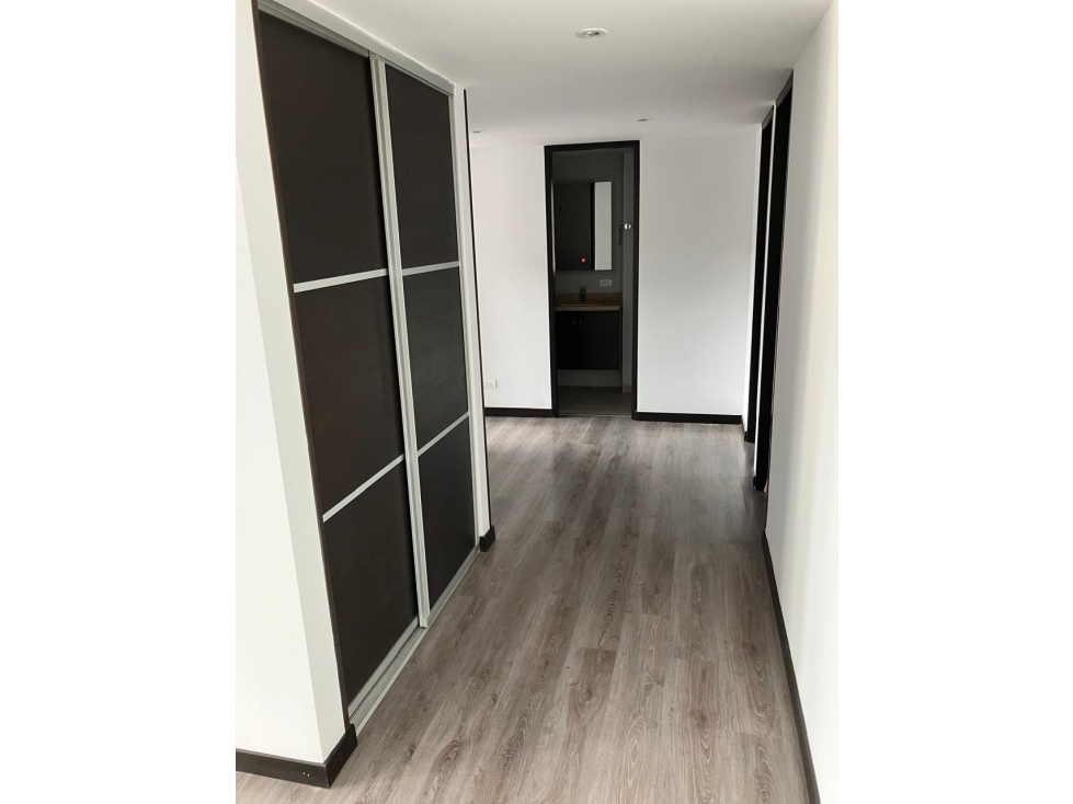 Vendo en Apartamento Castellana160 m2 — foto 6