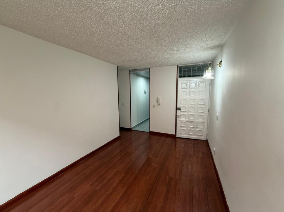 Apartamento en Venta Las Delicias 49m² — foto 2