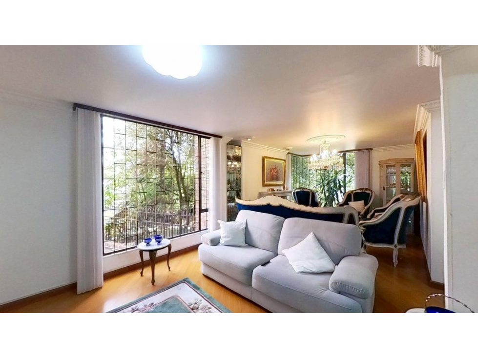 Apartamento en Venta en Niza 126 m2 — foto 2