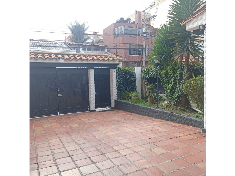Arriendo Casa Santa Paula 285 m2 - 1