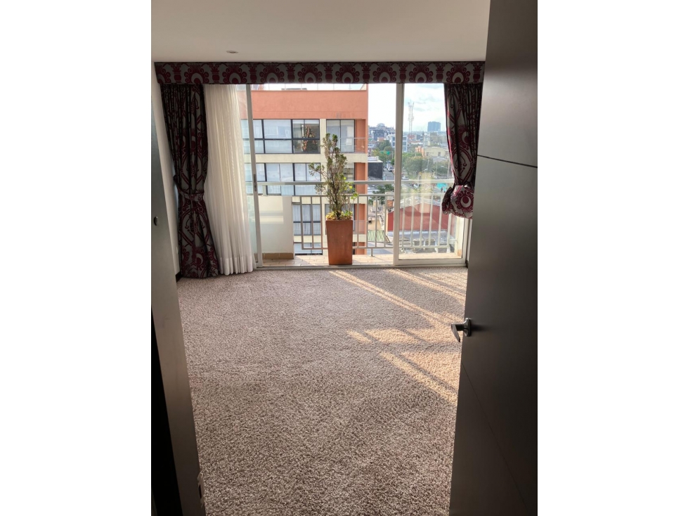 Vendo en Apartamento Castellana160 m2 — foto 3
