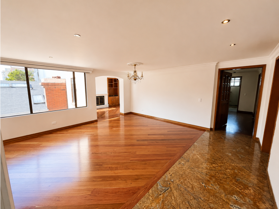 Apartamento en Arriendo Chico Navarra