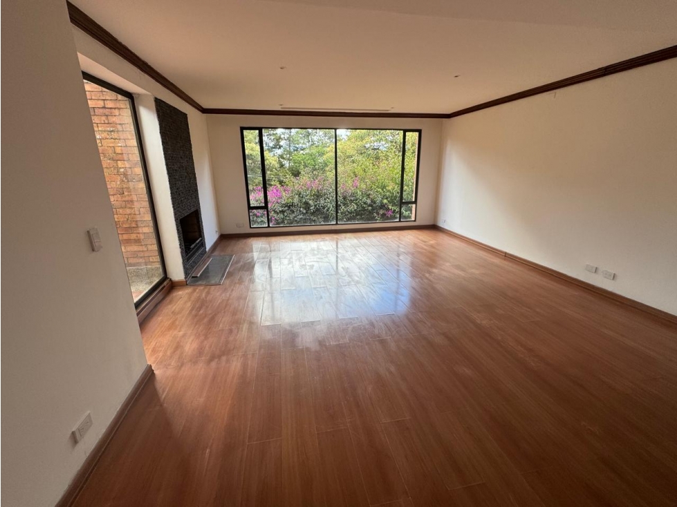 Casa en venta Suba Naranjos 405 m2 con 43 m2 de Terraza — foto 3