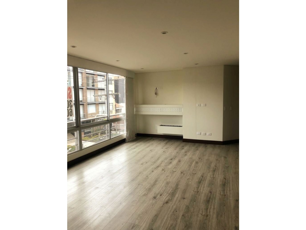 Vendo Apartamento con Vista Exterior Alcala 67 mts