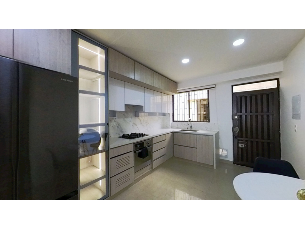 Apartamento en Venta Galerias 84 m2 — foto 2