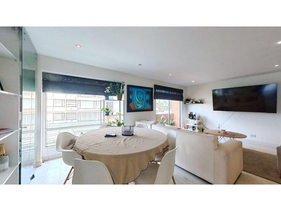 Apartamento de 69m² en Venta en Chicó Lago — foto 3
