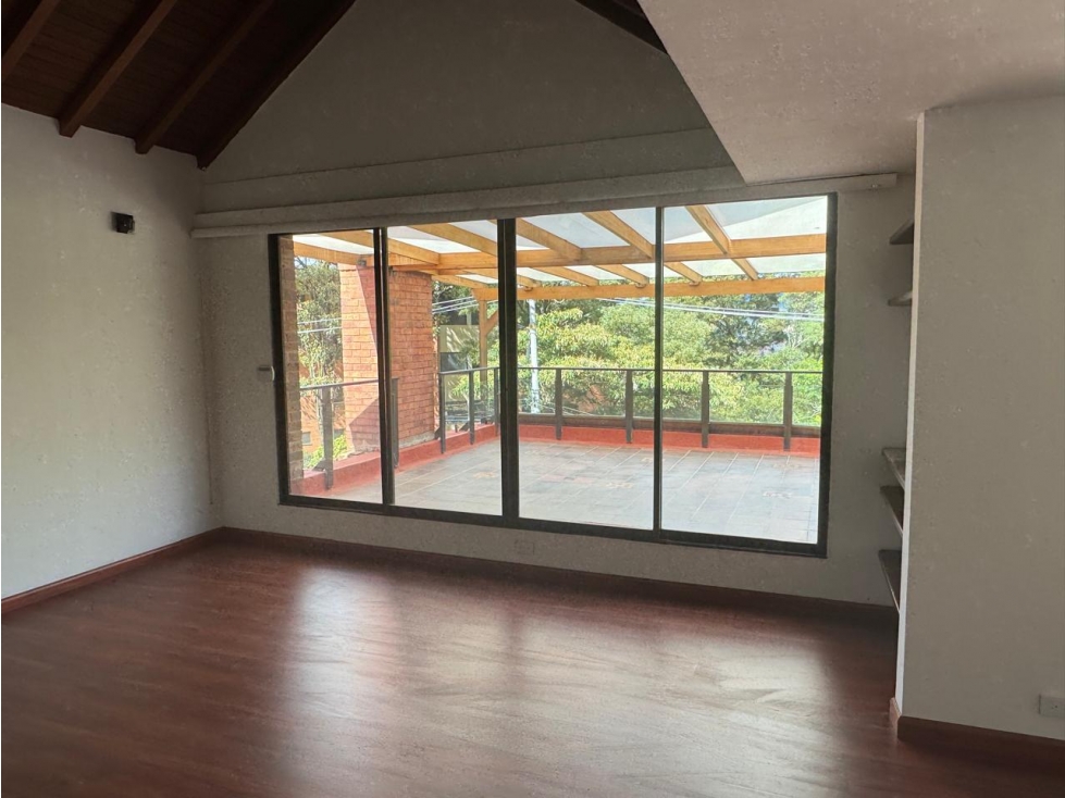 Casa en venta Suba Naranjos 405 m2 con 43 m2 de Terraza — foto 4