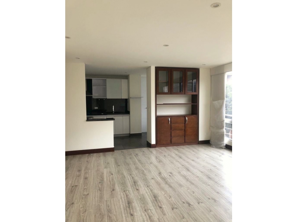 Vendo Apartamento con Vista Exterior Alcala 67 mts — foto 3