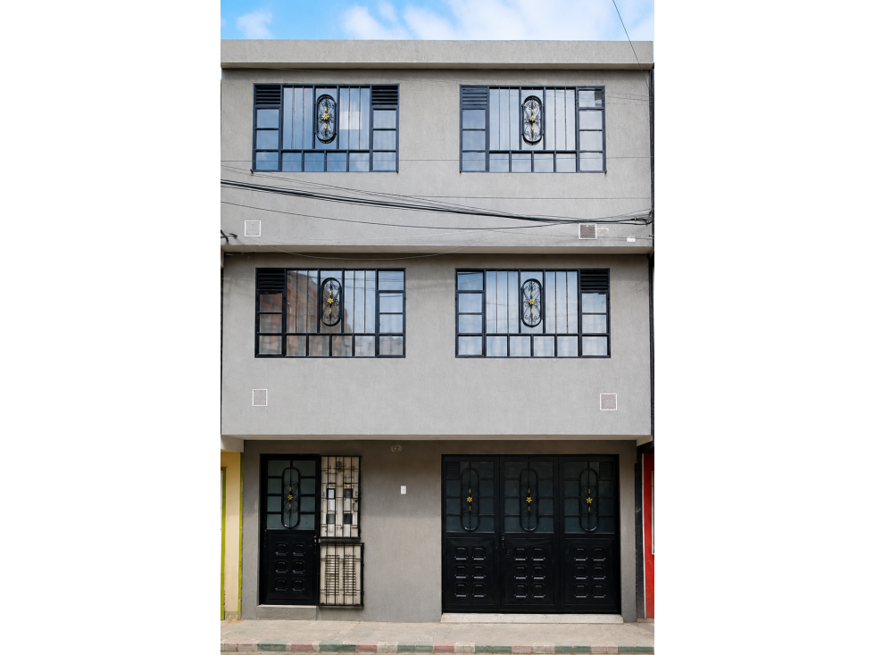 Casa de Venta o Permuta Fontibón con Garaje.