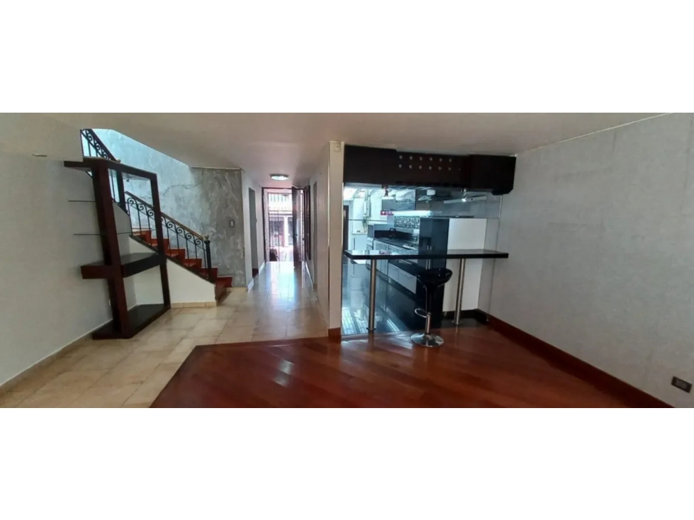 Arriendo Casa Santa Paula 285 m2 - 6