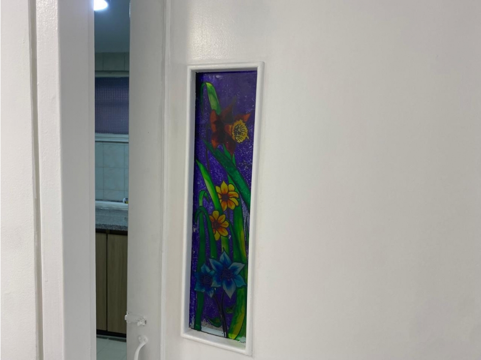 Apartamento venta alhambra — foto 4