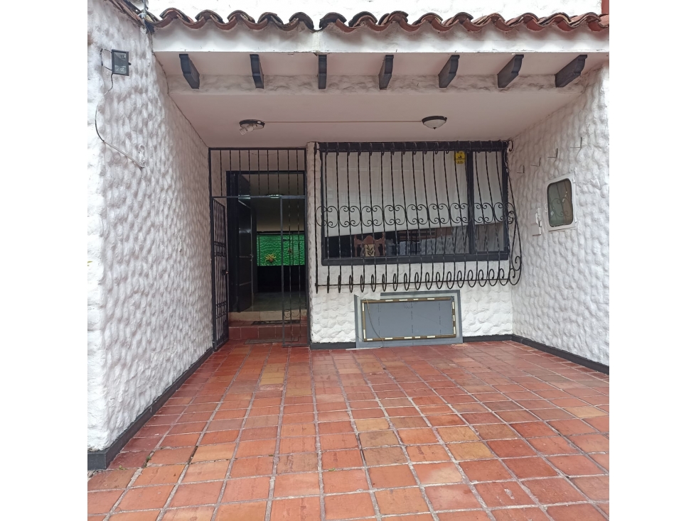 Arriendo Casa Santa Paula 285 m2 - 4