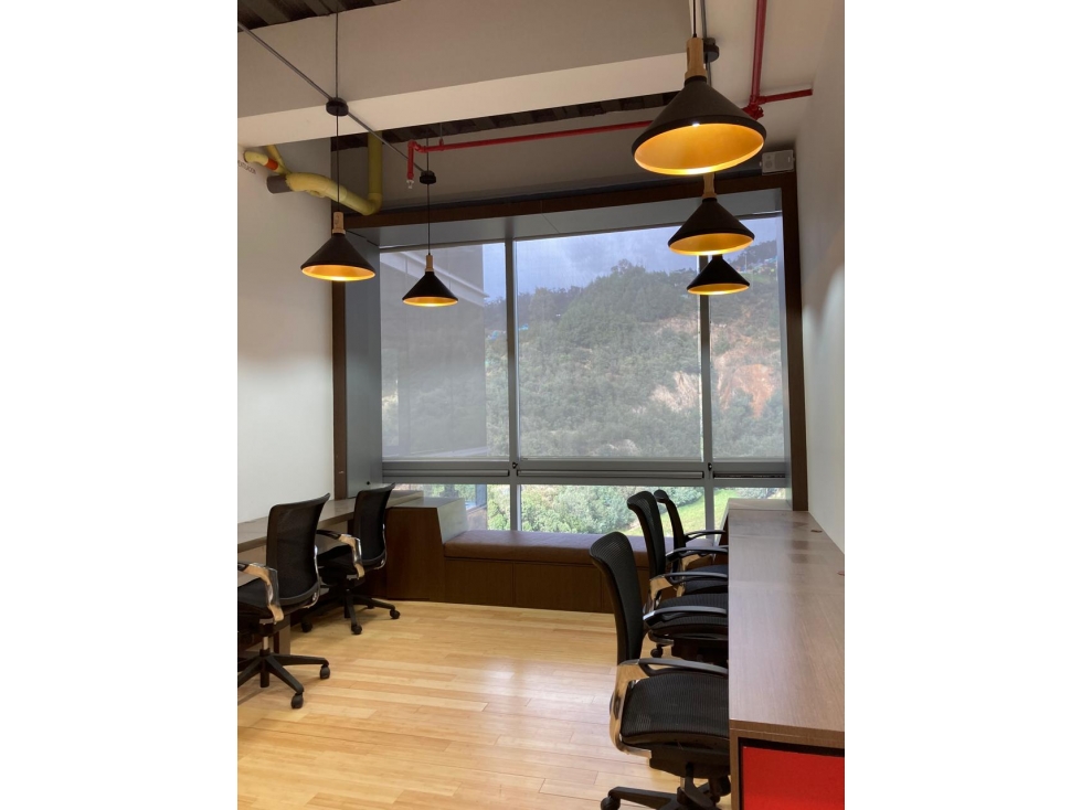 Oficina en Arriendo North Point — foto 2