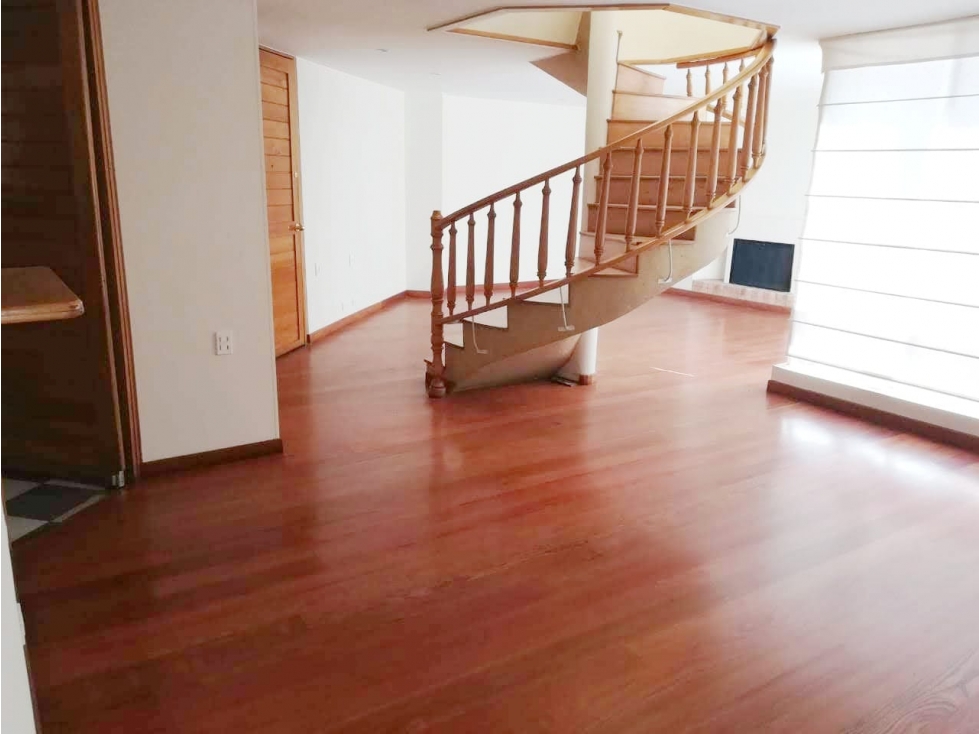 Apartamento en Venta Bella Suiza 275 m2