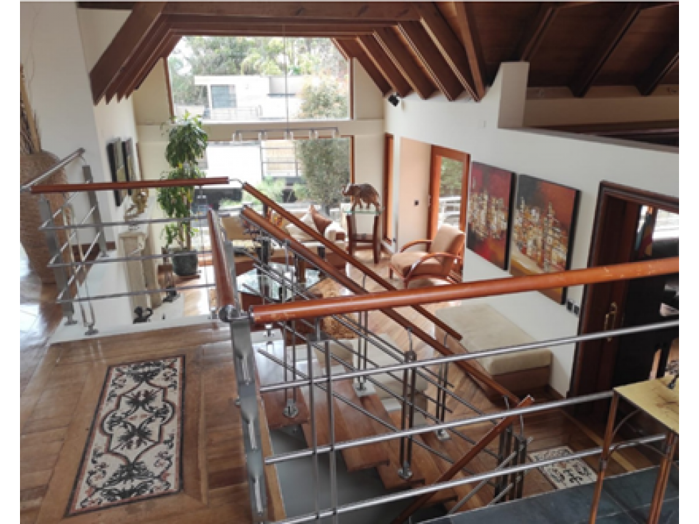 CASA EN VENTA EN BOSQUE DE PINOS