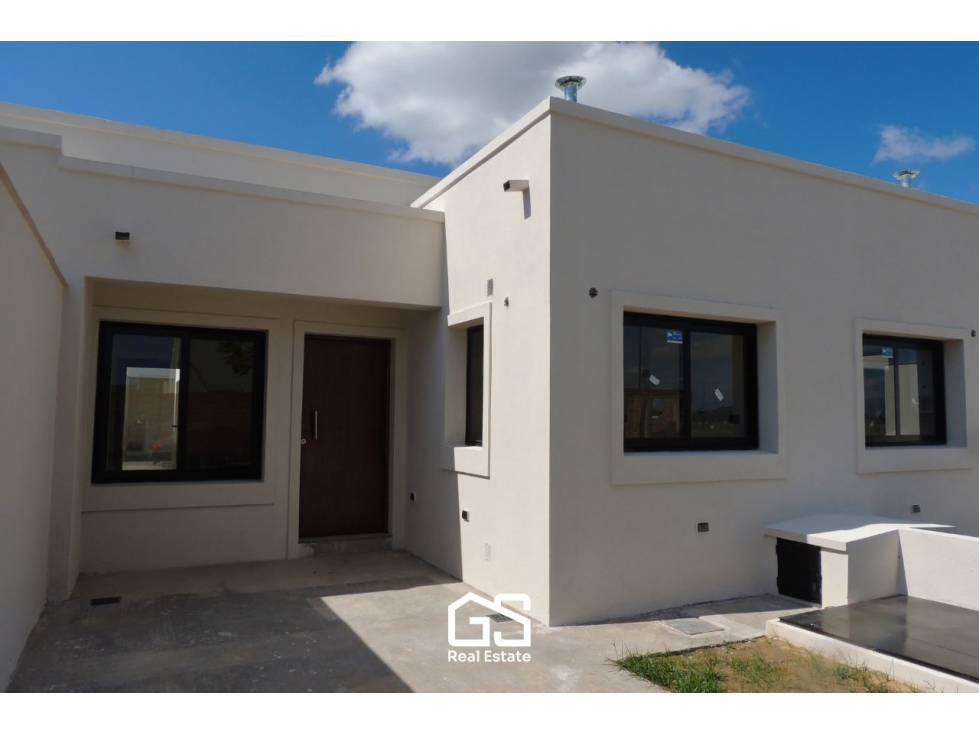 VENTA CASA 2 DORMITORIOS | VIA AURELIA
