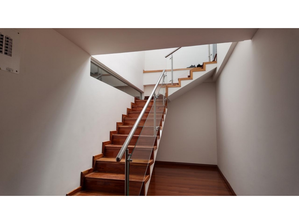 APARTAMENTO EN ARRIENDO PARA ESTABLECIMIENTO COMERCIAL — foto 4