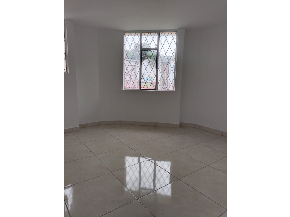 VENDO APARTAMENTO CERCA AL PARQUE 20 DE JULIO IPIALES - 1