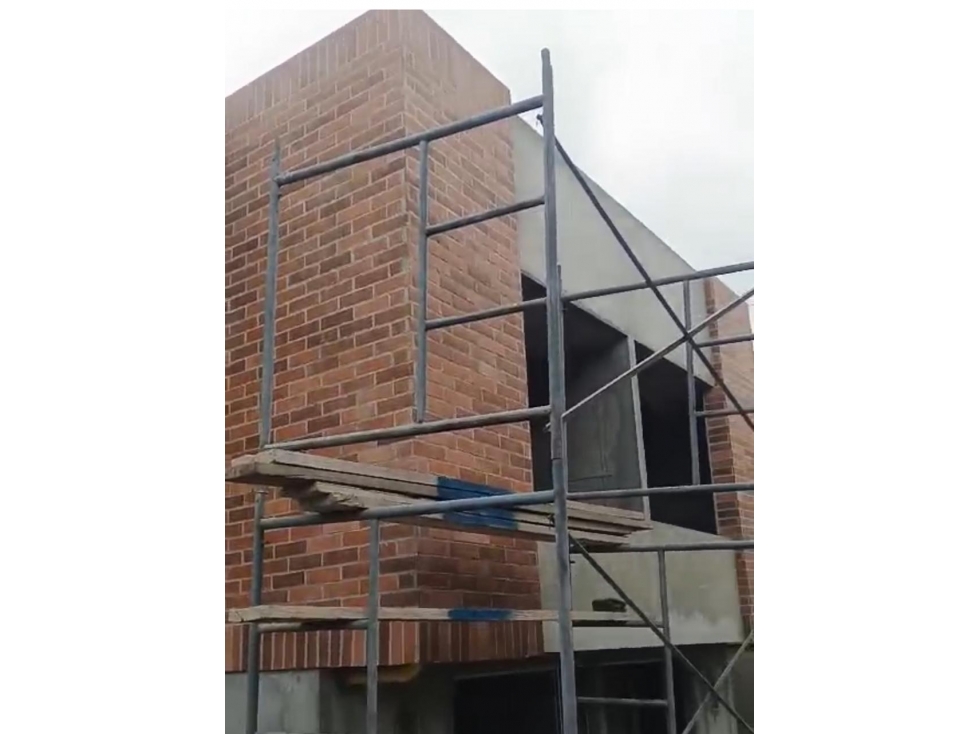 VENDO CASA EN CONJUNTO RESIDENCIAL EL TEJAR IPIALES - 6