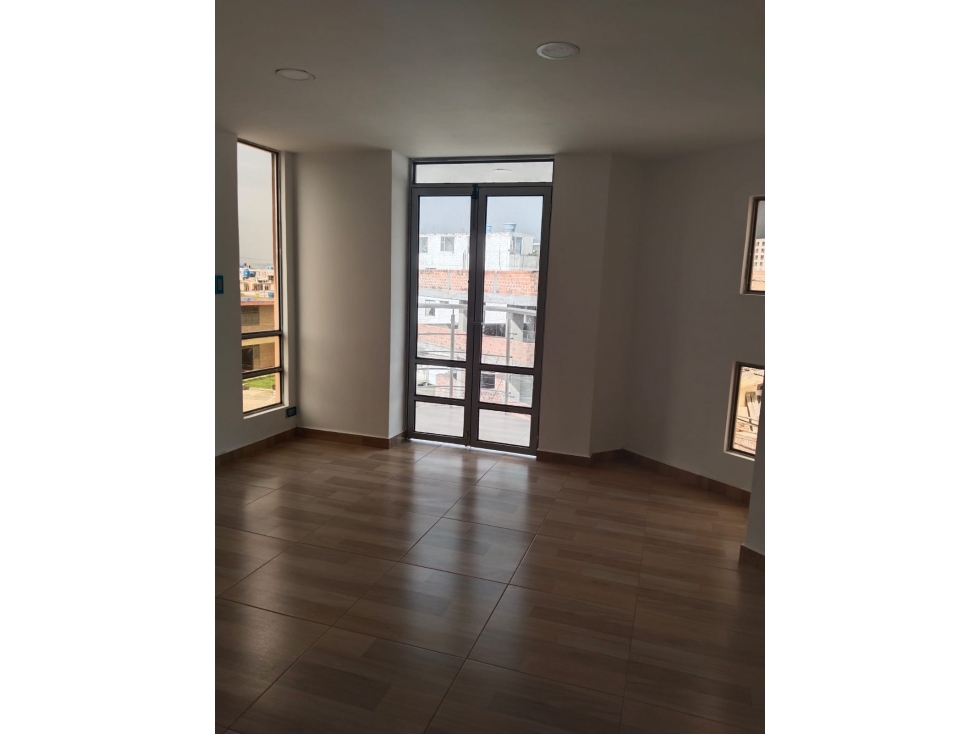 VENDO APARTAMENTO BARRIO CENTENARIO - 4