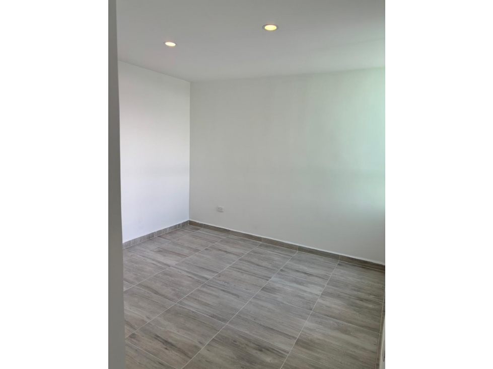 VENDO APARTAMENTO EDIFICIO SAN SEBASTIAN TORRE 2 - 6