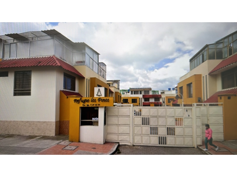 CASA EN VENTA REFUGIO LOS PINOS SECTOR CAMILO TORRES IPIALES NARIÑO
