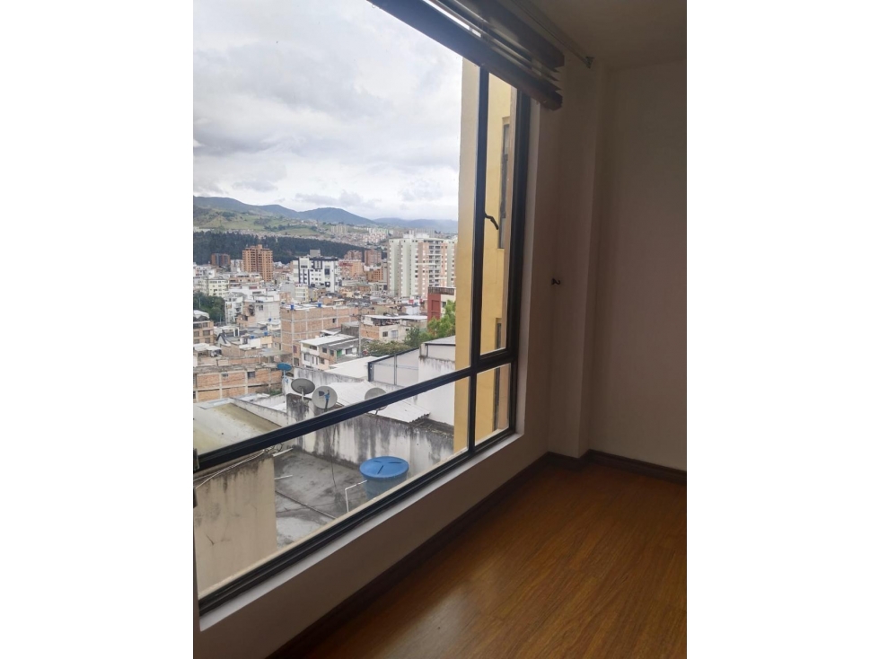 VENDO APARTAMENTO BARRIO VERACRUZ CERCA A UNICENTRO — foto 3