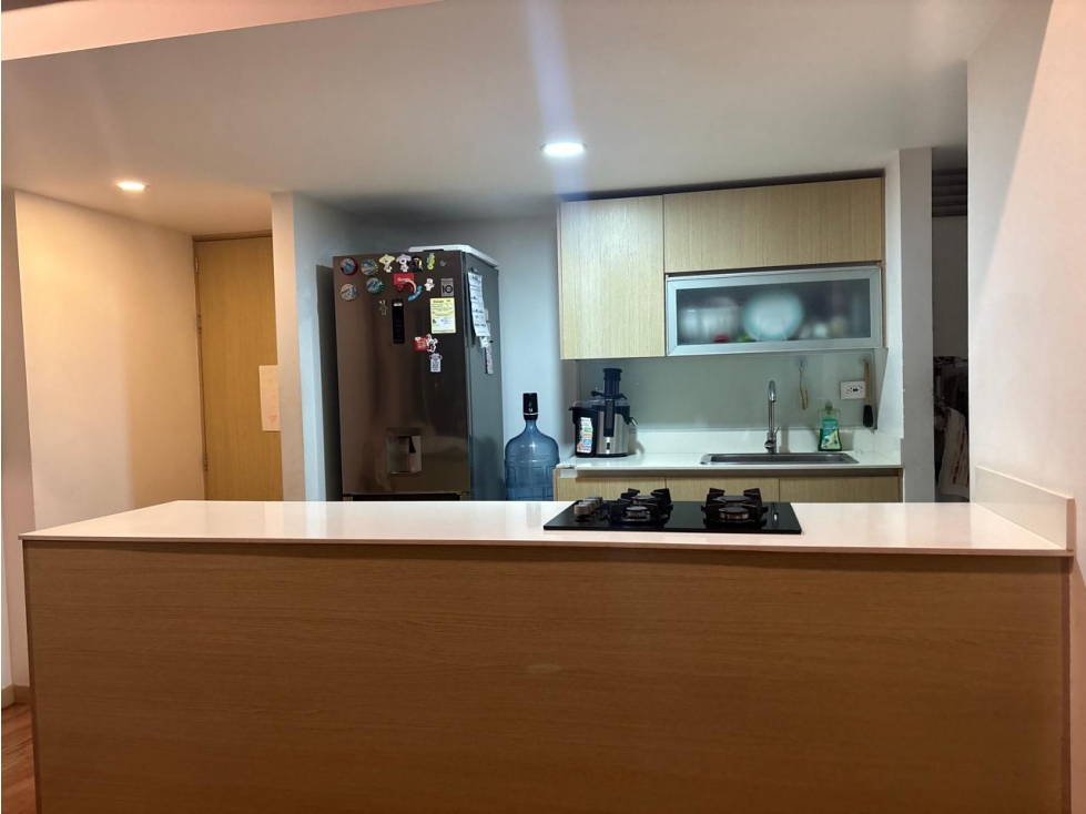 VENDO APARTAMENTO EDIFICIO IPK TORRE 1 - 6