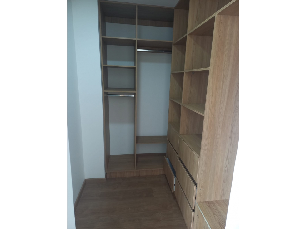 APARTAMENTO EN ARRENDAMIENTO EDIFICIO MARANDA — foto 4