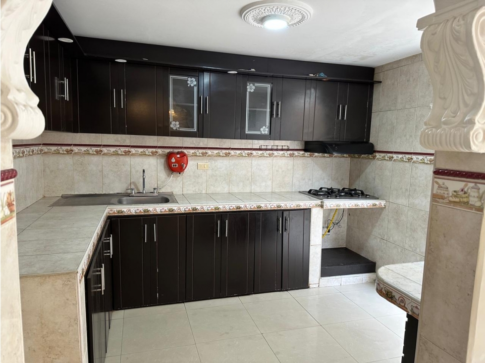 VENDO CASA MISTARES 4 - 4