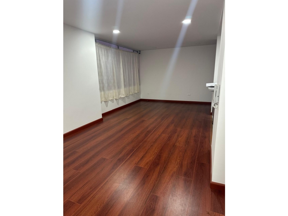 VENDO APARTAMENTO EDIFICIO LOS ALMENDROS - 5