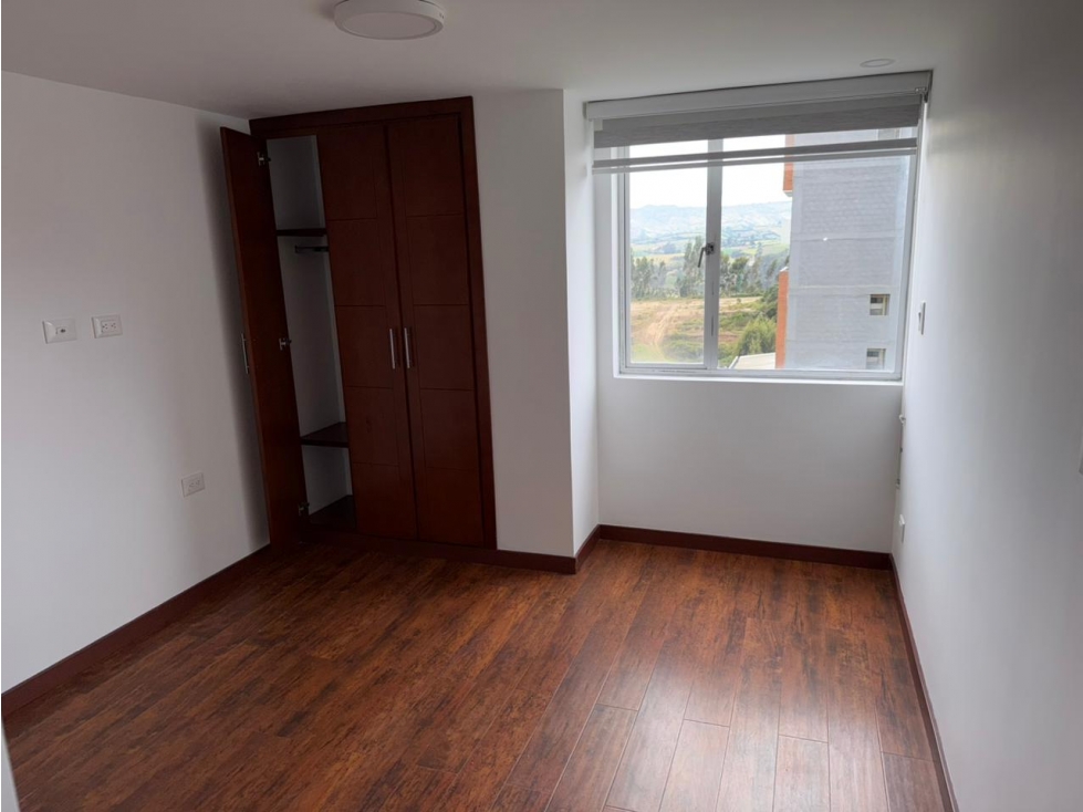 VENDO APARTAMENTO EDIFICIO GALADRIEL IPIALES - 5