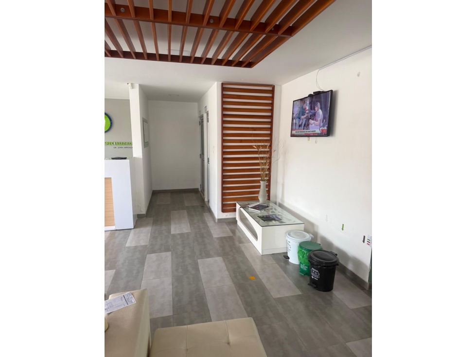 CASA CON CONSULTORIO ODONTOLÓGICO Y APARTAMENTO — foto 5
