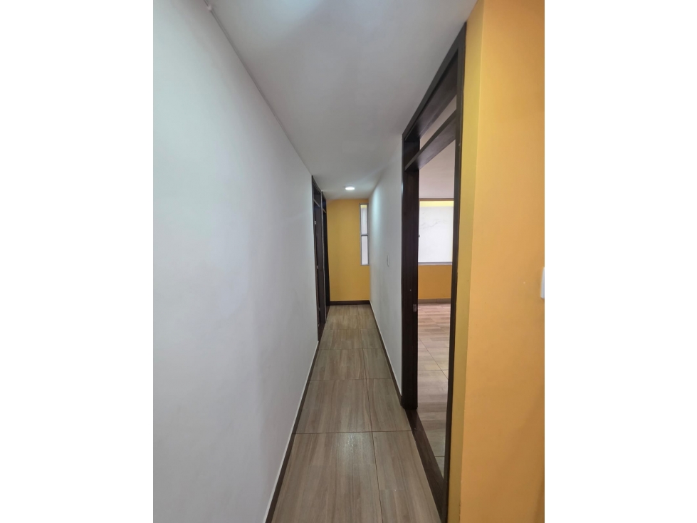CASA EN VENTA CON 3 APARTAMENTOS Y TERRAZA SECTOR ALTAMIRA — foto 5