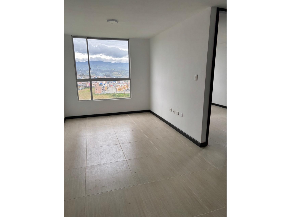 APARTAMENTO EN ANTICRES O ARRIENDO EDIFICIO SAN SEBASTIAN T1 - 2